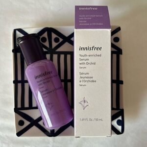 NEW IN BOX Innisfree Youth-Enriched Serum with Orchid | Brightens Skin 50ml